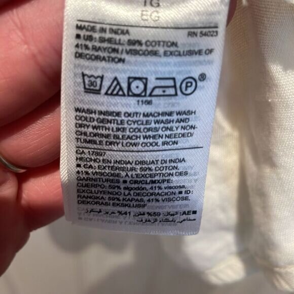 NWT Old Navy blouse with keyhole detail SZ Xlarge - Picture 5 of 9